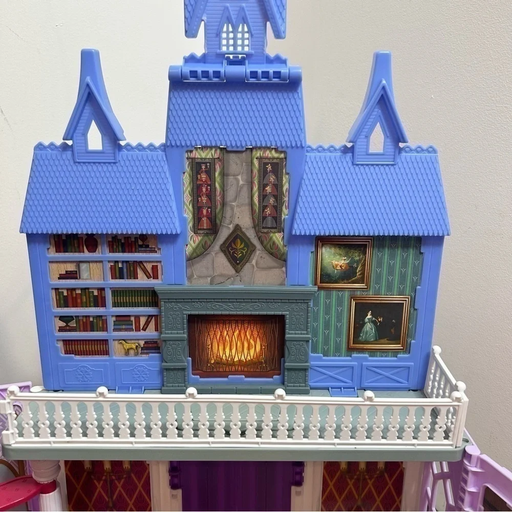 Disney Frozen Fold & Go Arendelle Castle Doll House Kids Toy Elsa Anna Blue